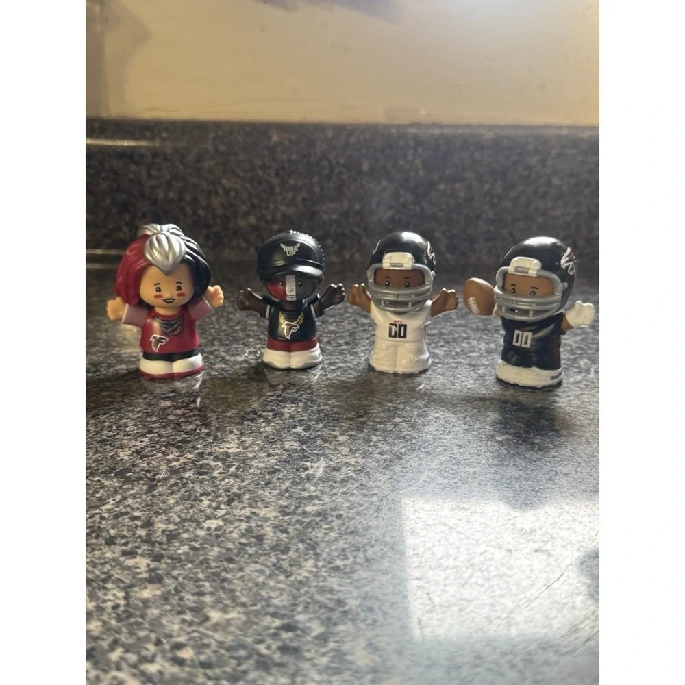 Fisher Price Little People NFL Collector Football Team Atlanta Falcons